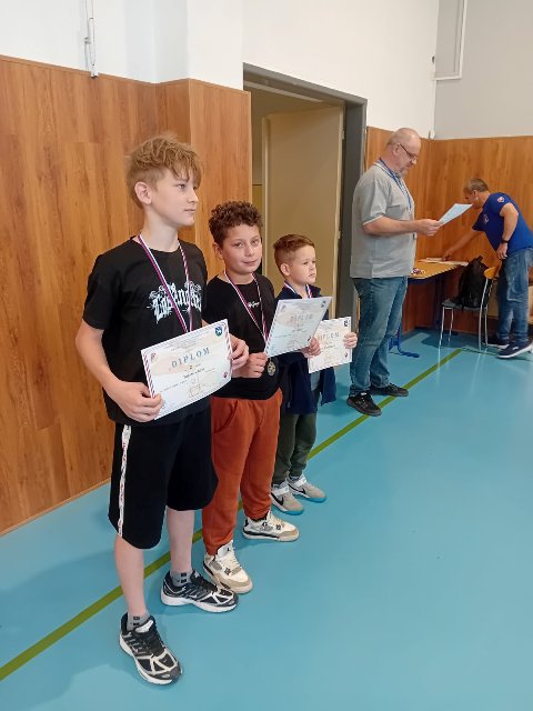 IMG-321fd1677b474475e6242694b2dccbff-V