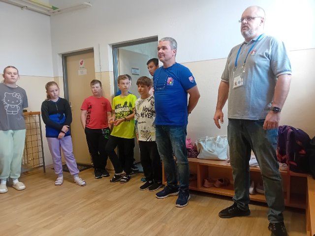 IMG-f9629ef784db161376f046101e1c6f85-V